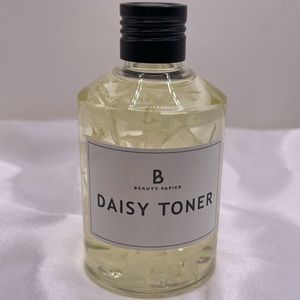 nwt daisy toner